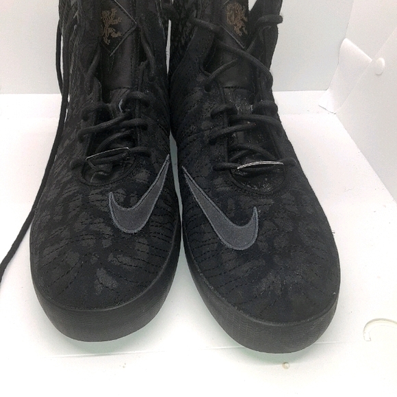 Nike Other - Lebron shoes 11 NSW Lifestyle black